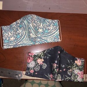 Set of 2 reusable face masks